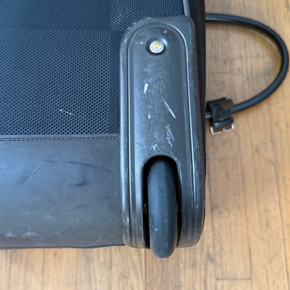 Louis Vuitton Black and Brown Travel Bag - Picture 12 of 16